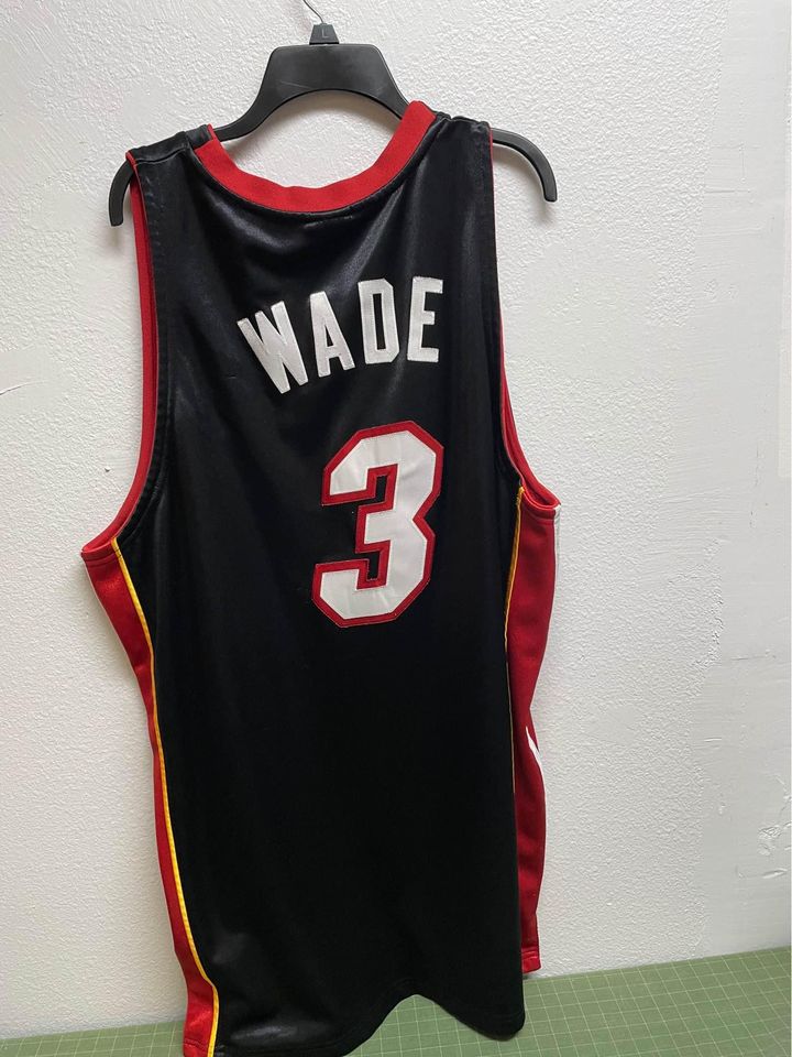 Dwayne Wade Miami Heat #3 Adidas Swingman Jersey Black Youth Size Xlarge  NBA 